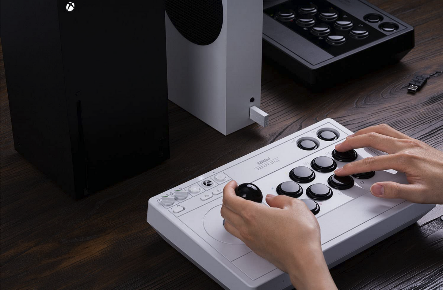 8Bitdo Arcade Stick for Xbox Series X|S, Xbox One and Windows 10, Arcade Fight Stick 3.5mm Audio  Officially Licensed